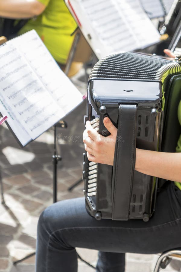 Instruments de musique d'une bande photo stock Instruments de musique d'une bande photo stock