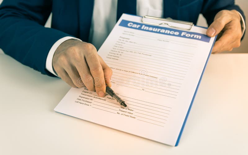 Insurance Agent Point Car Insurance Claim Form or Document for Sign in