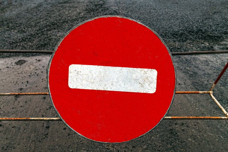 On interdit le passage images libres de droits On interdit le passage images libres de droits