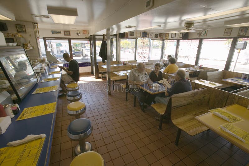 Interior av den gammala matställen i Arlington Virginia, arkivbild Interior av den gammala matställen i Arlington Virginia, arkivbild