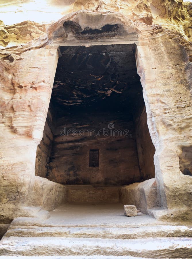Interior of big antique chamber in Little Petra stock photography