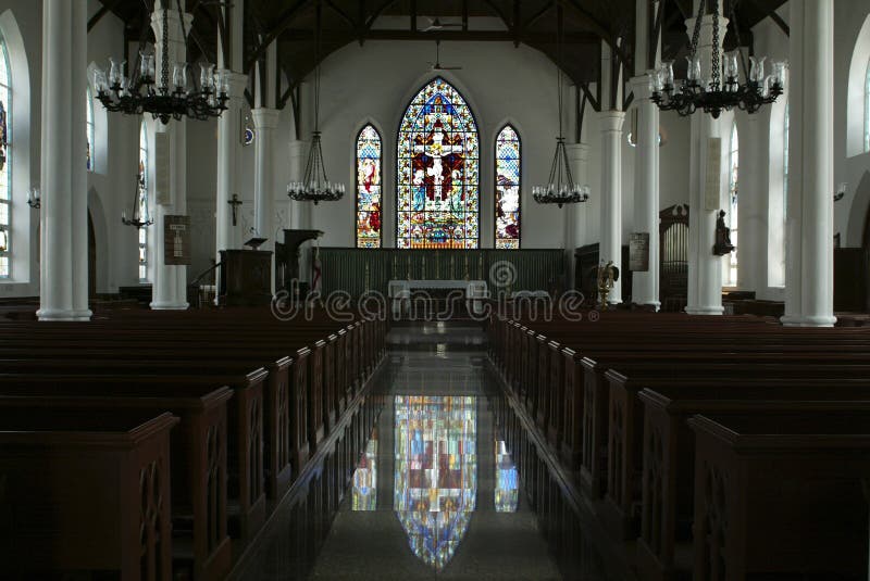 Interior da igreja imagens de stock royalty free Interior da igreja imagens de stock royalty free