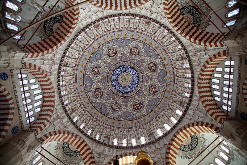 Interior da mesquita de Selimiye, Edirne, TURQUIA fotografia de stock royalty free Interior da mesquita de Selimiye, Edirne, TURQUIA fotografia de stock royalty free