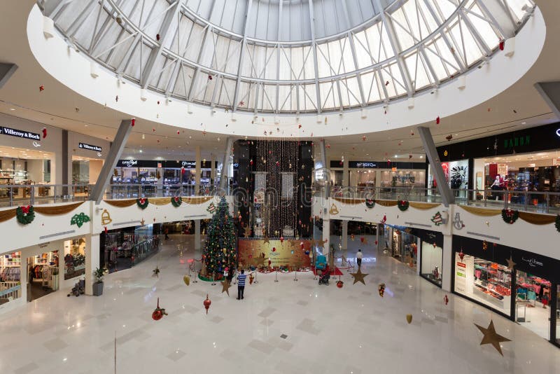 Interior Of Dubai Outlet Mall Editorial Image - Image of arab, mall: 49610085