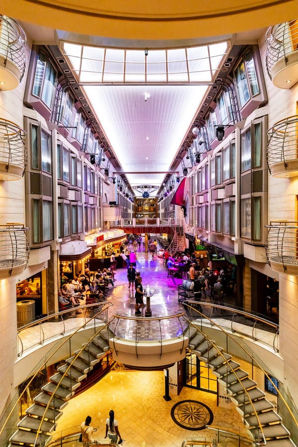 Interior of Royal Caribbean`s `Navigator of the Sea` Cruise Ship. Editorial  Stock Image - Image of modern, holiday: 186379934