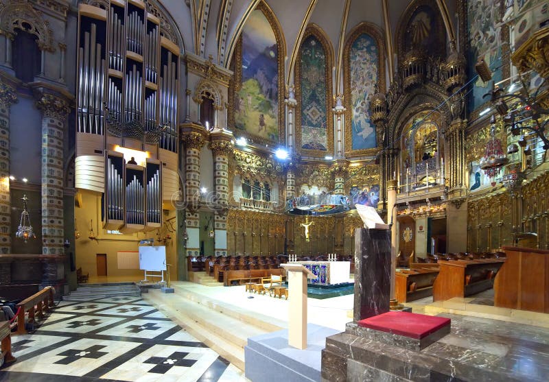 Interior of Santa Maria de Montserrat church