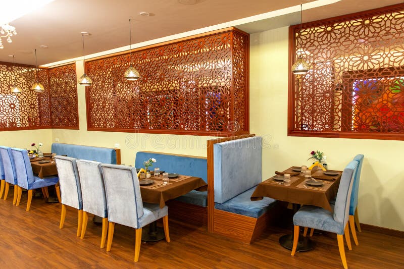 Indian Dining Room Design Ideas, Inspiration & Images - September 2023 |  Houzz IN