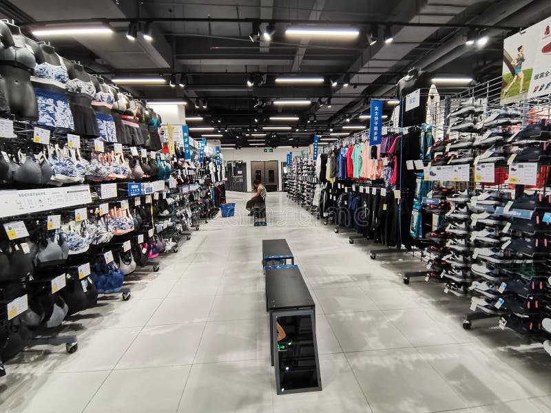 Decathlon Ottawa Sports Store - Decathlon