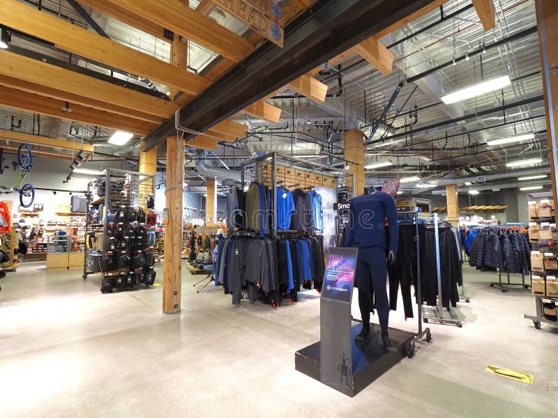 448 Rei Store Stock Photos Free & RoyaltyFree Stock Photos from Dreamstime