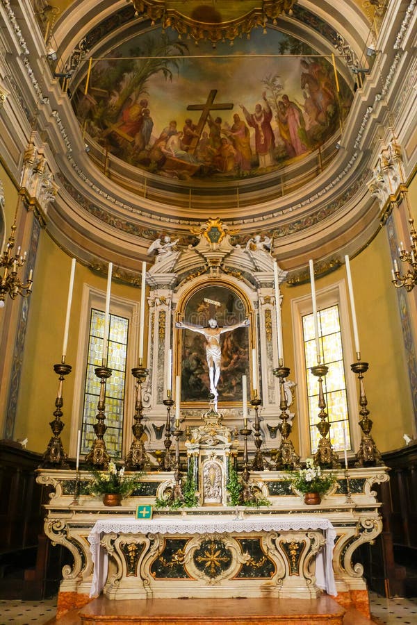 Parrocchia Ss Apostoli Pietro E Paolo Interiors of Catholic Church Parrocchia Dei Ss. Pietro E Paolo Apostoli