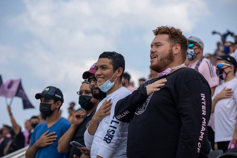 Jogo De Futebol Entre Inter Miami Cf E La Galáxia No Estádio Cor-de-rosa Do  Tambor. Vista De Estádio. Imagem de Stock Editorial - Imagem de copo,  vermelho: 216742164