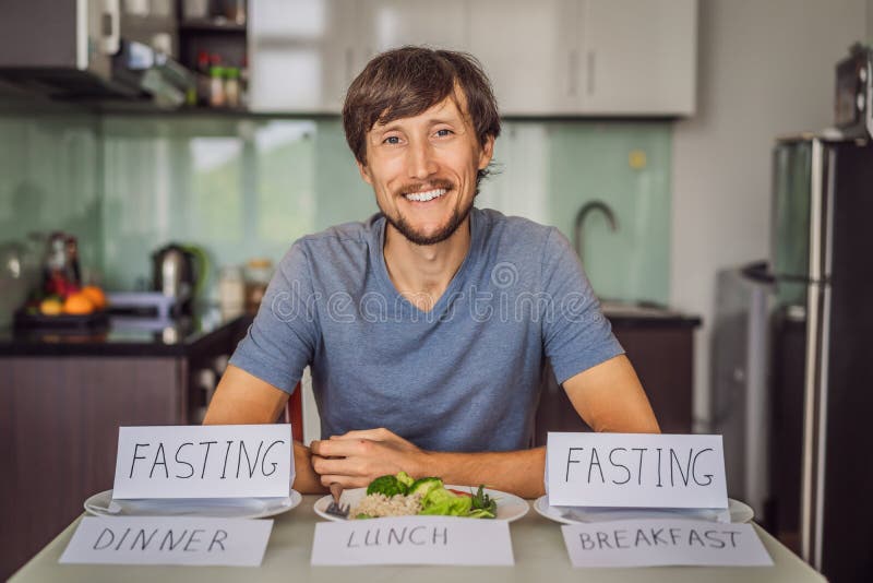 Intermittent fasting during breakfast and dinner. Intermittent fasting concept, top view. Intermittent fasting during breakfast and dinner. Intermittent fasting concept, top view.