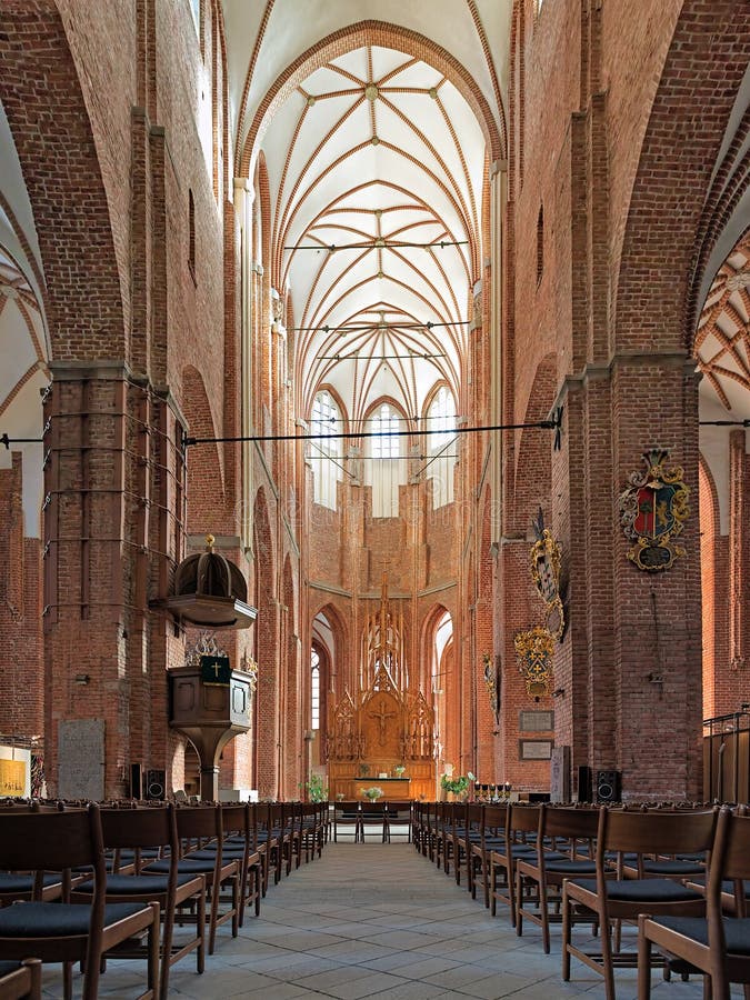 Interno della chiesa dello St Peter a Riga, Lettonia fotografia stock Interno della chiesa dello St Peter a Riga, Lettonia fotografia stock