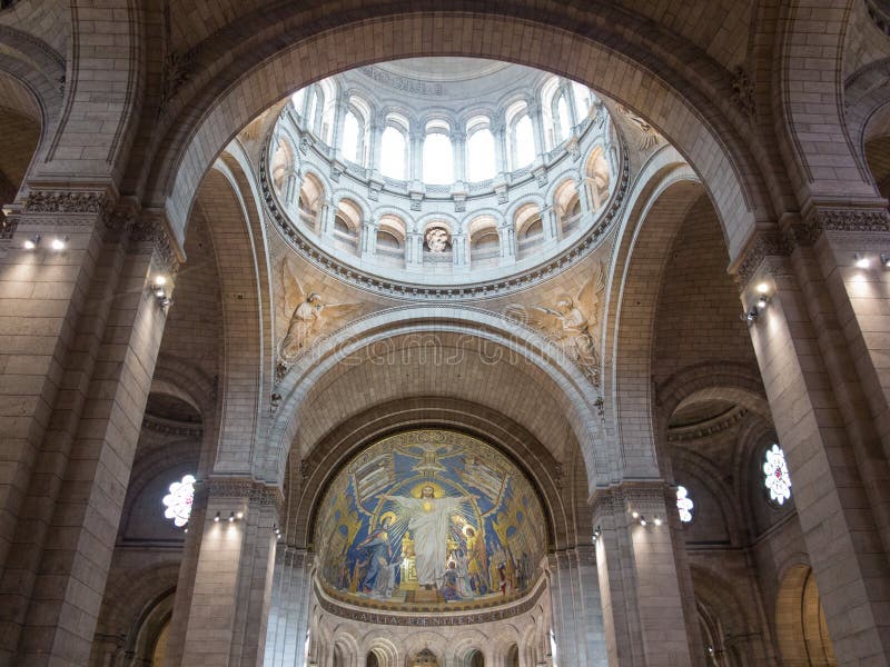 Interno di Sacre Coeur immagine stock Interno di Sacre Coeur immagine stock