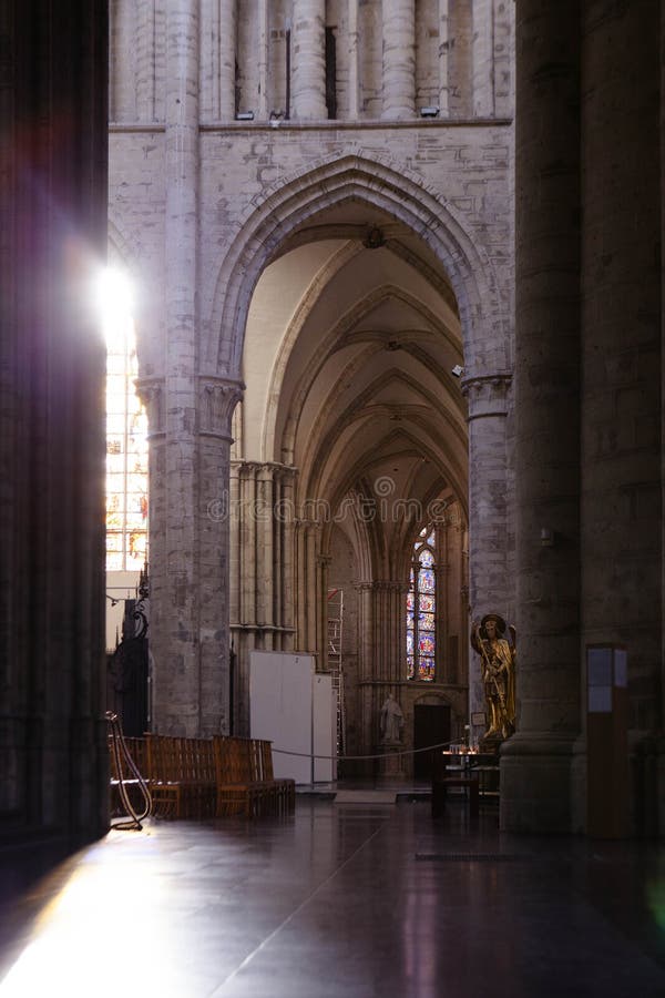Interno di St Michael e della cattedrale della st Gudula immagine stock Interno di St Michael e della cattedrale della st Gudula immagine stock