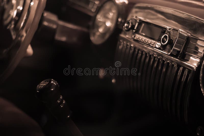 Interno di un'automobile d'annata immagini stock Interno di un'automobile d'annata immagini stock