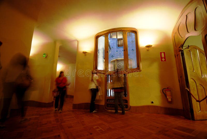 Intérieur de maison Batllo-Antoni Gaudi photographie stock libre de droits Intérieur de maison Batllo-Antoni Gaudi photographie stock libre de droits