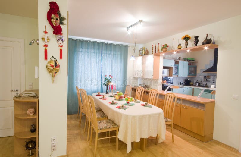 Intérieur moderne de cuisine photo libre de droits Intérieur moderne de cuisine photo libre de droits
