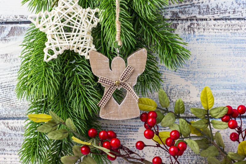 Invitation d'an neuf Jouets et décor Le thème de la nouvelle année et du Noël photos libres de droits Invitation d'an neuf Jouets et décor Le thème de la nouvelle année et du Noël photos libres de droits