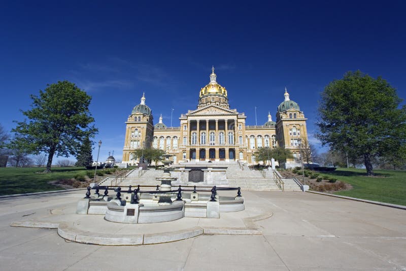 Iowa - State Capitol in Des Moines. Iowa - State Capitol in Des Moines.