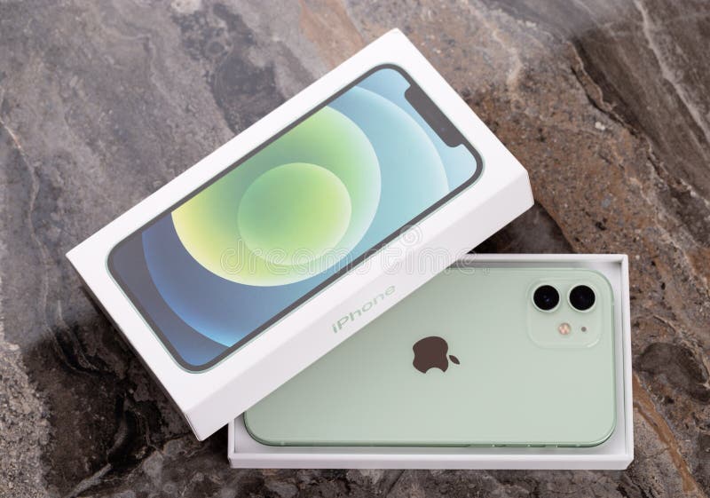 Iphone 12在大理石表面呈绿色 苹果新款智能手机编辑类库存照片 图片包括有通信 玻璃
