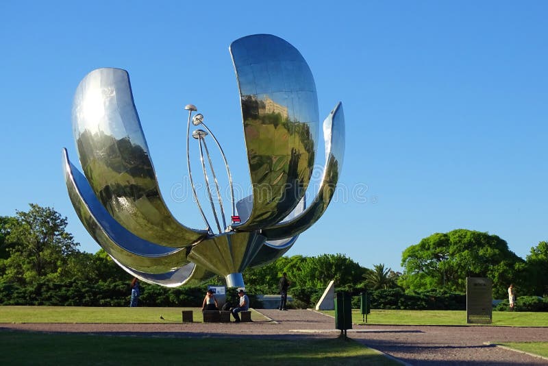 Iron Big Flower Sculpture with Solar Energy in Buenos Aires, Argentina Editorial Photo - Image of iron, argentina: 109848971