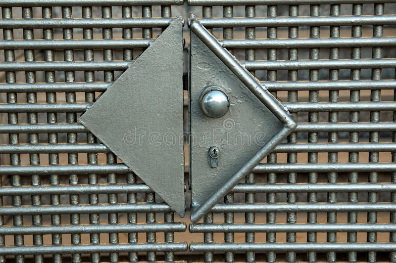 Iron Gate Lock Picture. Image 262244
