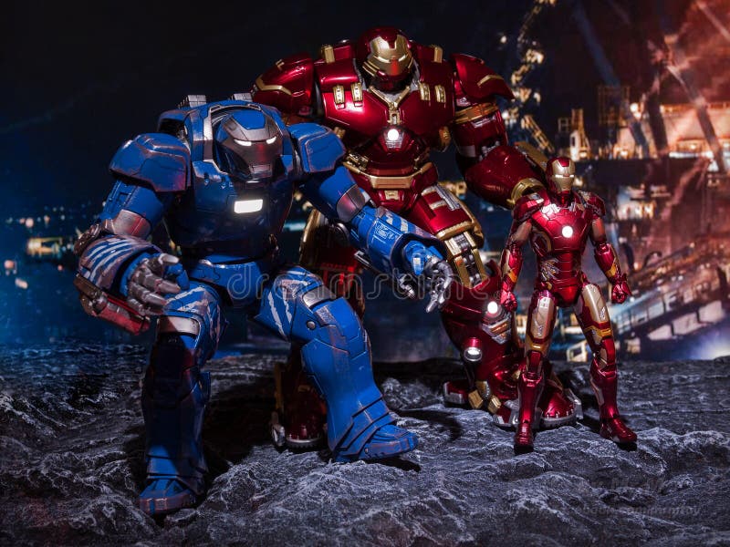 Iron Man 3 Igor hulkbuster editorial stock photo. Image of body - 69306498