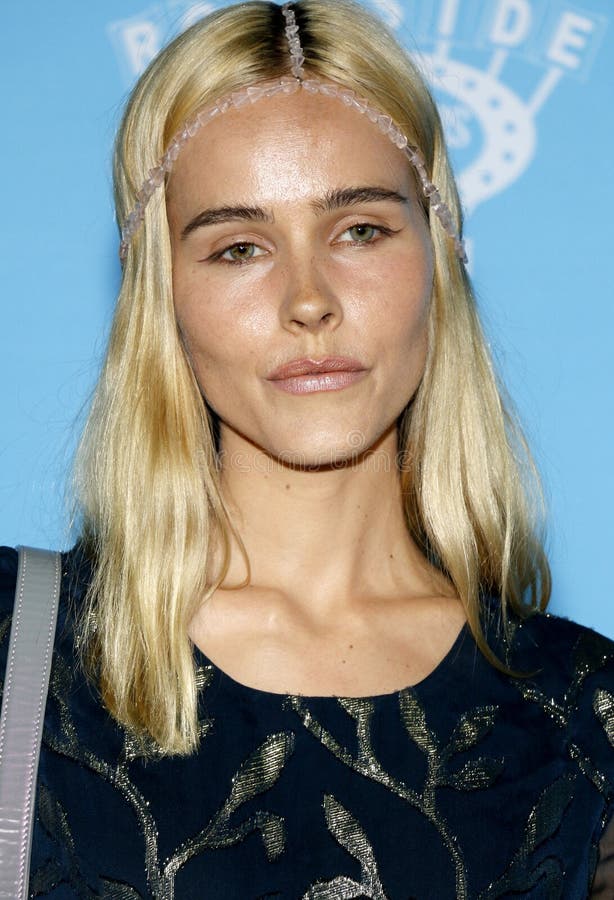 Isabel Lucas editorial image. Image of celebrity, star - 70875095