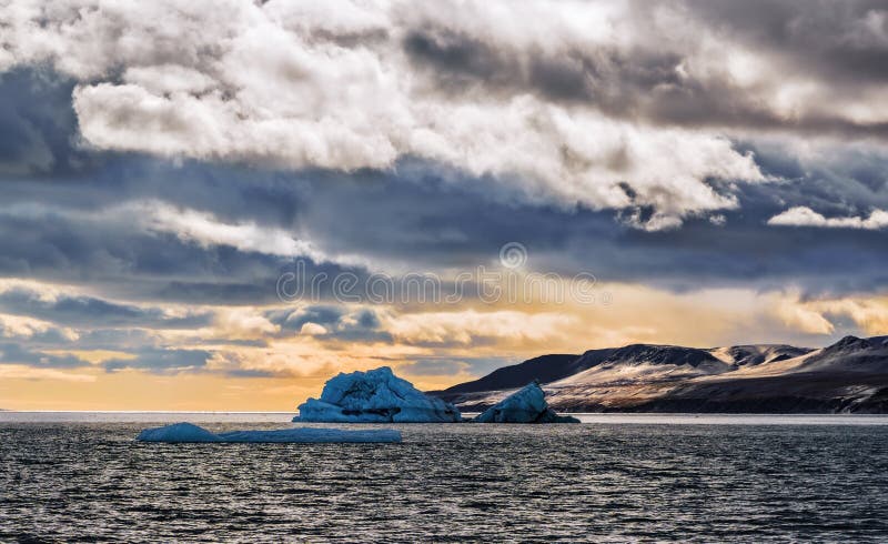 At Archipelago shores New land the numerous icebergs which have come off glaciers, and ice floats float. Many of them have the most arabesque form. At Archipelago shores New land the numerous icebergs which have come off glaciers, and ice floats float. Many of them have the most arabesque form