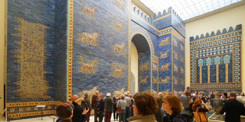 The Ishtar Gate dates back more than 2,600 years. It was rebuilt from original pieces and is on display at the Berlin Pergamon Museum. The Ishtar Gate dates back more than 2,600 years. It was rebuilt from original pieces and is on display at the Berlin Pergamon Museum.