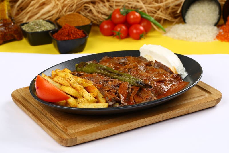 Iskender/alimento tradizionale turco immagine stock Iskender/alimento tradizionale turco immagine stock