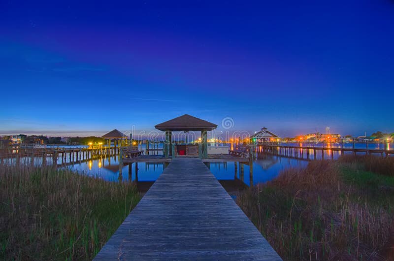 Isla de Ocracoke en el paisaje de la noche foto de archivo Isla de Ocracoke en el paisaje de la noche foto de archivo