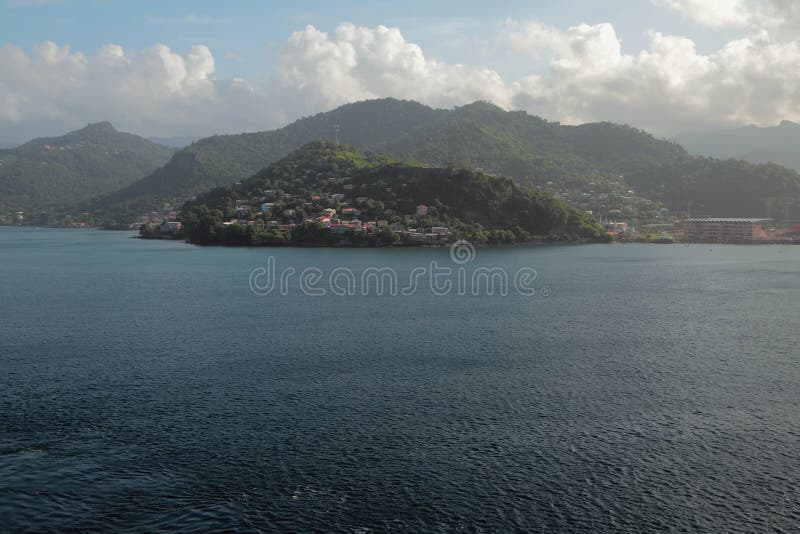 Isla tropical en el mar del Caribe grenada imagen de archivo libre de regalías Isla tropical en el mar del Caribe grenada imagen de archivo libre de regalías
