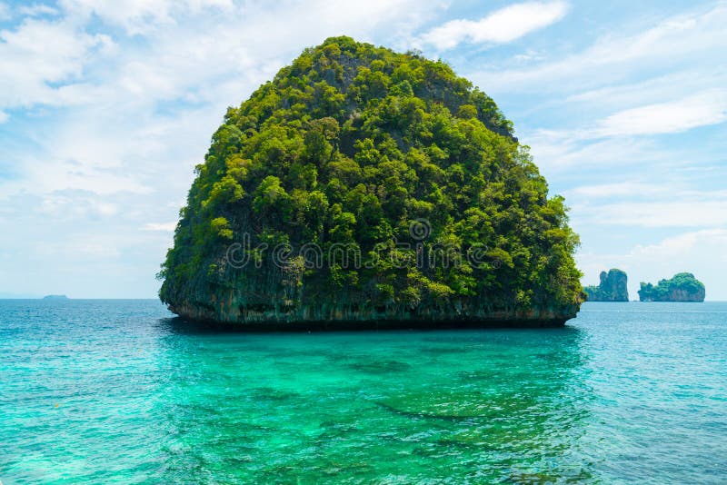Island in phi phi