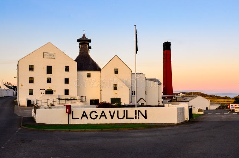 ISLAY, UNITED KINGDOM - 25 August 2013: Lagavulin distillery factory royalty free stock image ISLAY, UNITED KINGDOM - 25 August 2013: Lagavulin distillery factory royalty free stock image