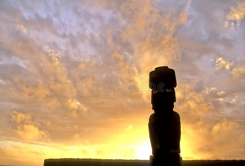 Isola di pasqua della statua di Moai fotografia stock Isola di pasqua della statua di Moai fotografia stock