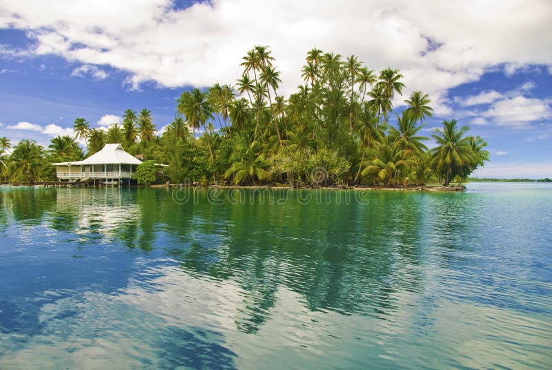 Isola in South Pacific