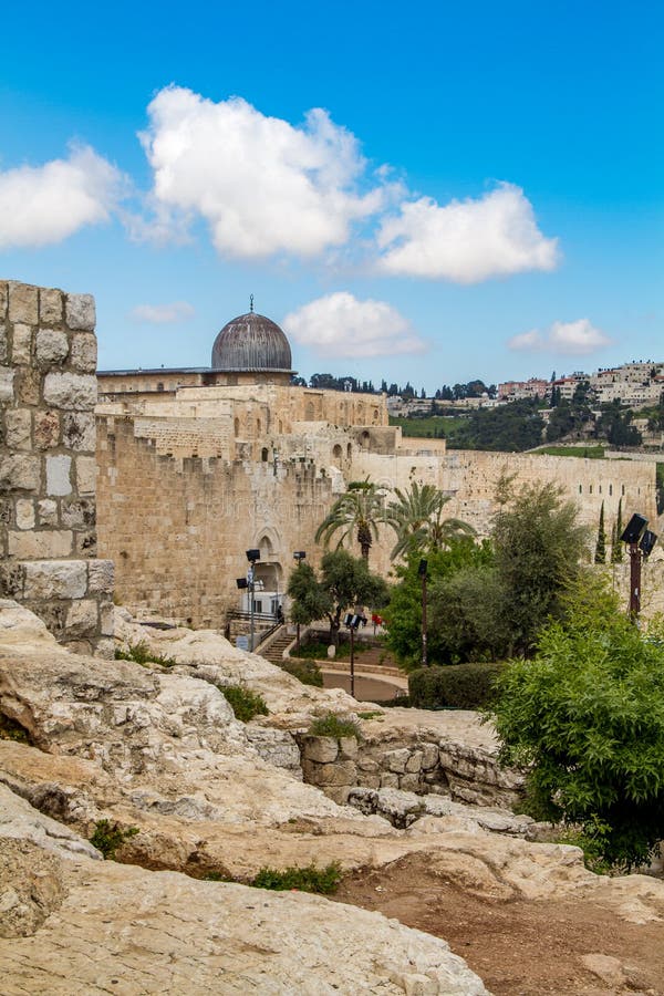 Israel Jerusalem al-Aqsamoské April 4, 2015 arkivbild Israel Jerusalem al-Aqsamoské April 4, 2015 arkivbild