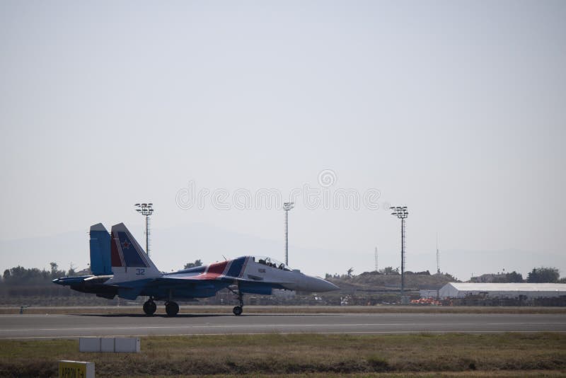 Istambul, Turquia - 18 de setembro de 2019: Teknofest 2019 air mostra o close-up da aeronave russa Su-35