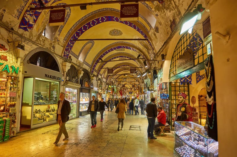 Turkish Bags on Grand Bazaar Stock Image - Image of handmade, accessories:  114043339