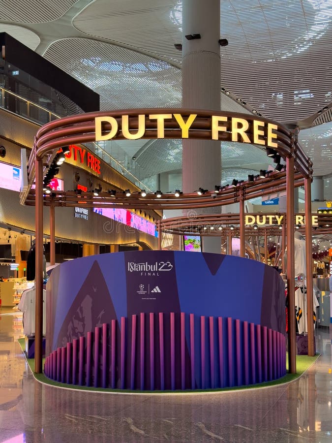 Huge digital screens of Louis Vuitton store inside Istanbul airport inside  the boarding area, istanbul, Turkey – Stock Editorial Photo © canyalcin  #314038940