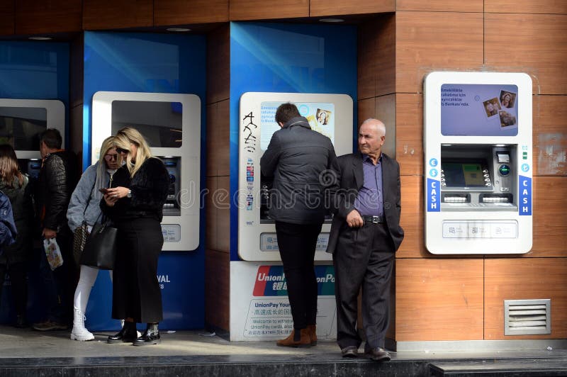 Юнион пей в египте. Банкоматы в Стамбуле для юнионпец. Фото турецкого банкомата. Оформление банкоматов в Турции. Юнион пей Банкомат в Турции.