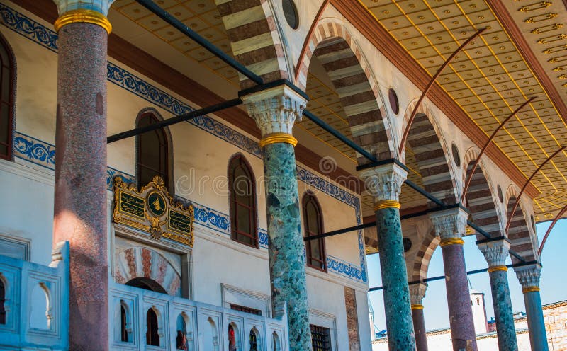 Istanbul показывает время путешествия по городу стоковые фото