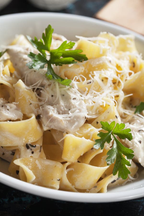 Italian Chicken Alfredo Pasta Stock Image - Image of vertical, pasta ...