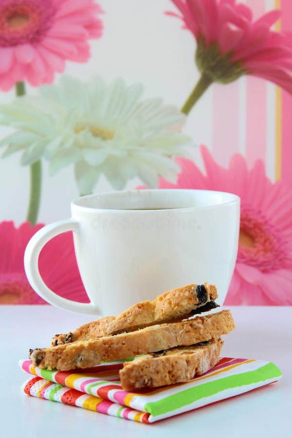 A cup of coffee next to a pair of glasses photo – Free Italy Image