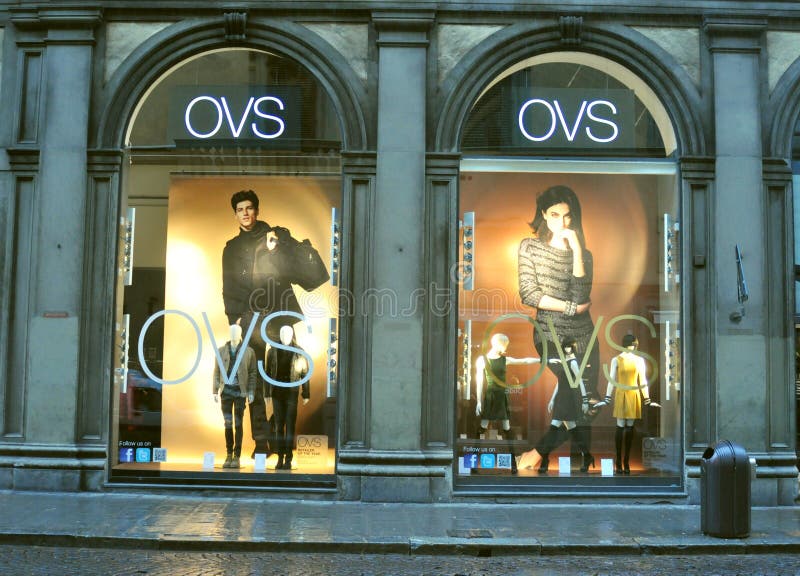 Italian Fashion Store In Florence, Italy Editorial Stock Image - Image: 27487664