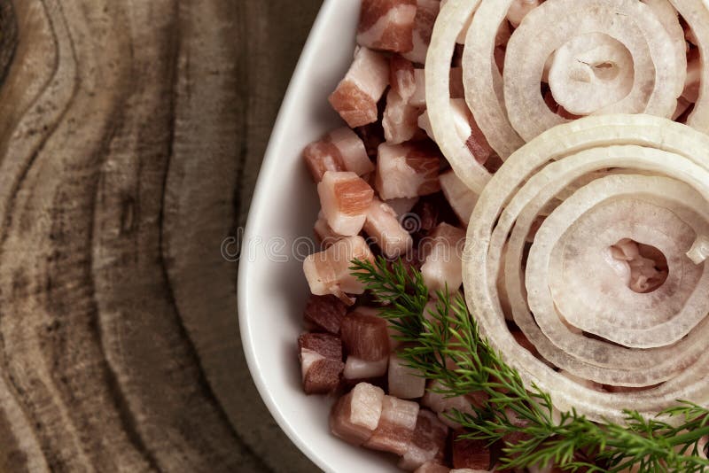 Italian Pancetta, Bacon Cubes, Diced Ham, Cutted Pork, Sliced Onion in