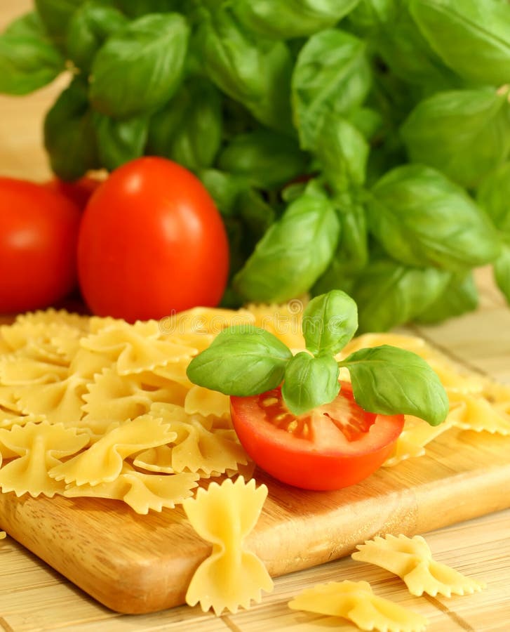 Italian pasta with basil and tomatoes