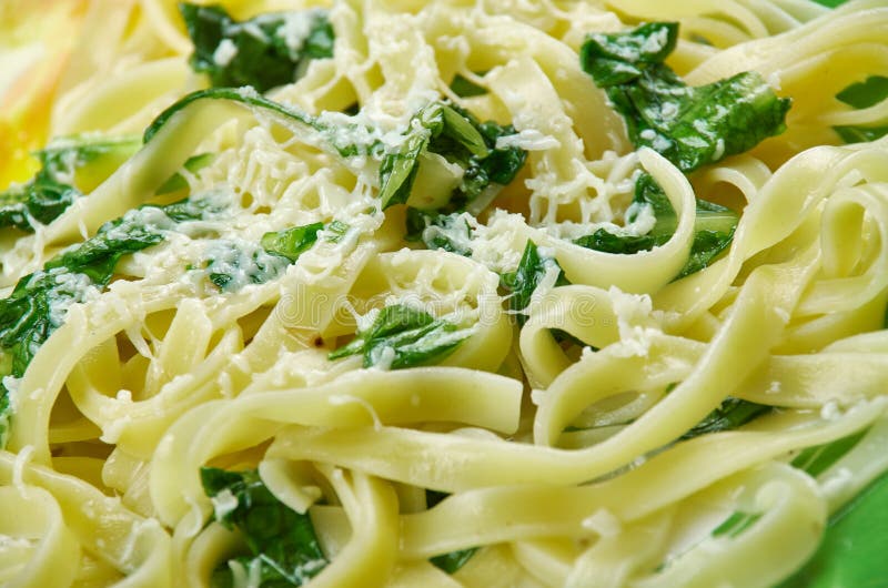 Italian pasta with cheese and spinach